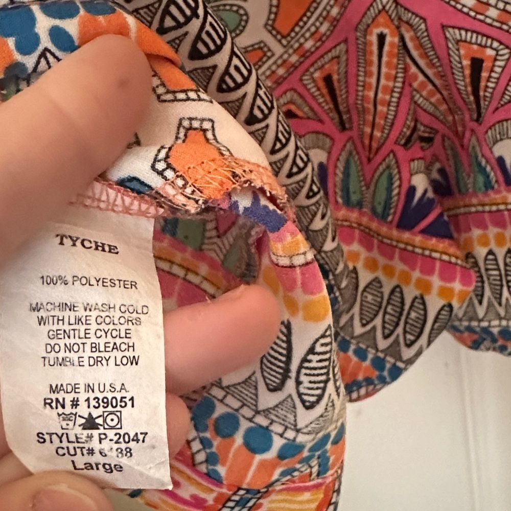 Tyche Vibrant Multicolor Women's Shorts - Picture 8 of 8